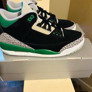 Jordan Athletic Shoes Black and Green